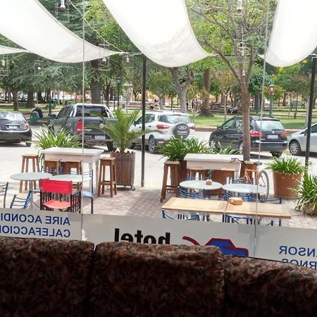 Hotel Emperador Cafayate Bagian luar foto
