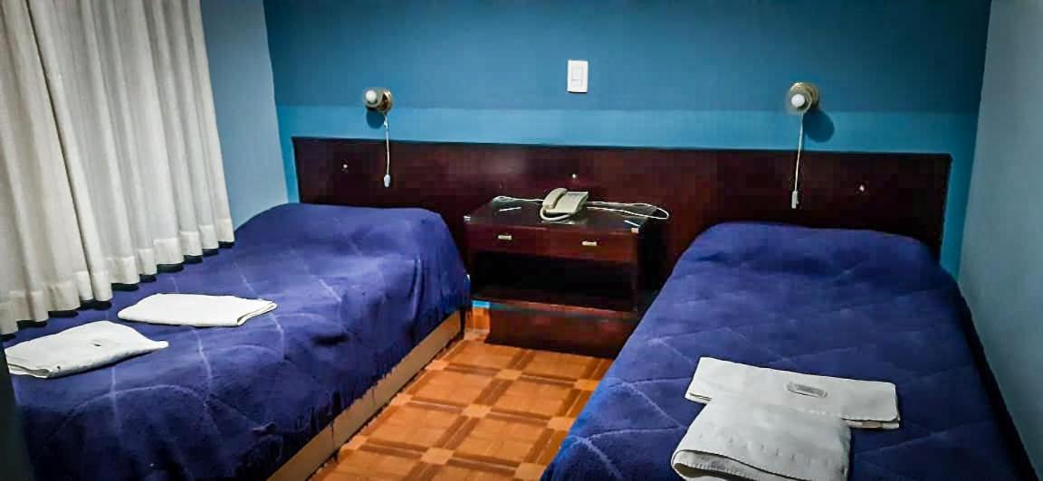 Hotel Emperador Cafayate Bagian luar foto