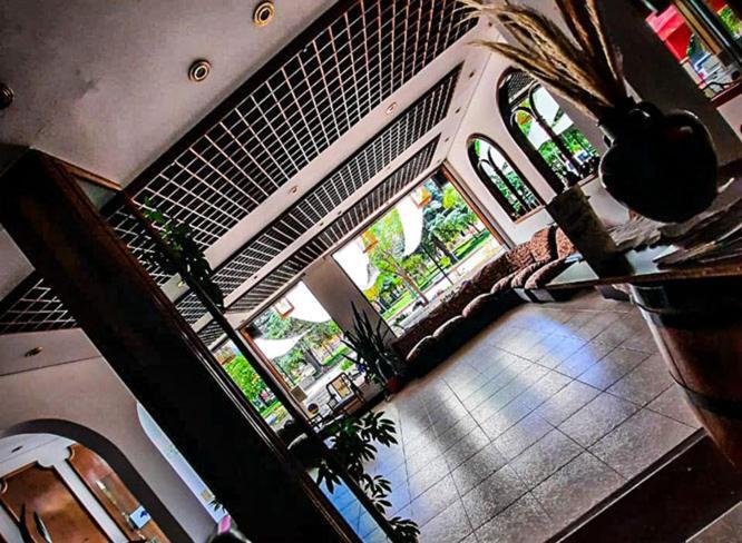 Hotel Emperador Cafayate Bagian luar foto